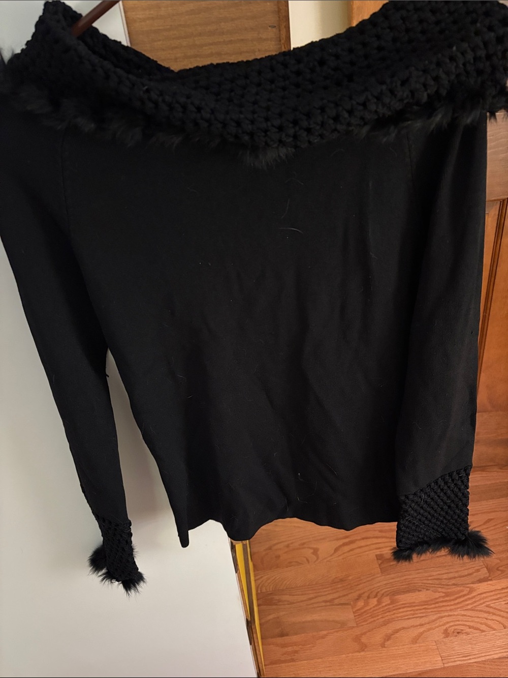 Radzoli Black Off-Shoulder Knit Sweater with Faux-Fur Trim